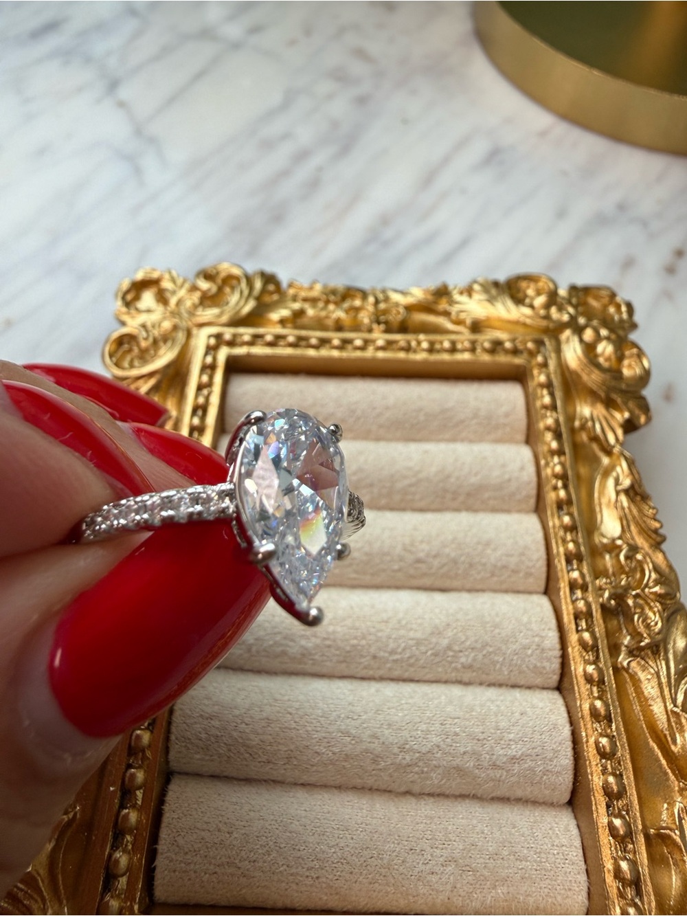 Gold engagement Statement halo ring - Picture 5 of 5